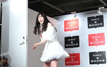 退場する譜久村聖（モーニング娘。'23）。