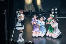 真ん中で踊りたいと懇願する#2i2。