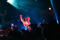 MAINAMIND「ONE-MAN BIRTHDAY LIVE『Dancing in the Street』」の様子。