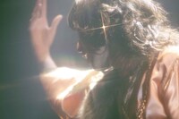 志磨遼平（Vo, G）（撮影：森好弘）