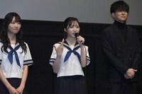映画「ガールズドライブ」先行プレミア上映舞台挨拶の様子。