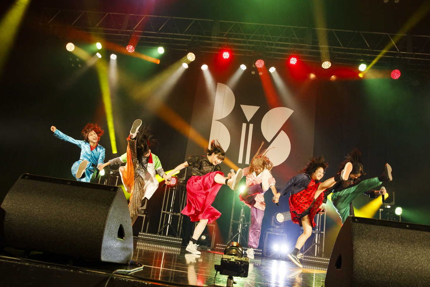 足の上がる高さが違うBiS。（Photo by sotobayashi kenta）