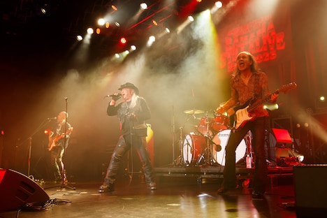 MARINO feat. YOSUKE MIYAKE(撮影:西木義和)