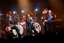 EARTHSHAKER（撮影：西木義和）