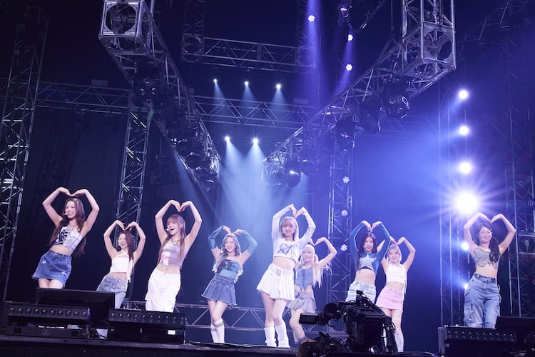 今夜NiziU、乃木坂46、女王蜂、ちゃんみな、ano出演「バズリズムLIVE  