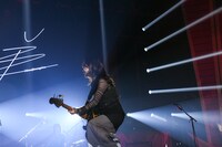 河西ゆりか（B / 羊文学） (c)テレビ朝日 ドリームフェスティバル2023 / 写真：岸田哲平