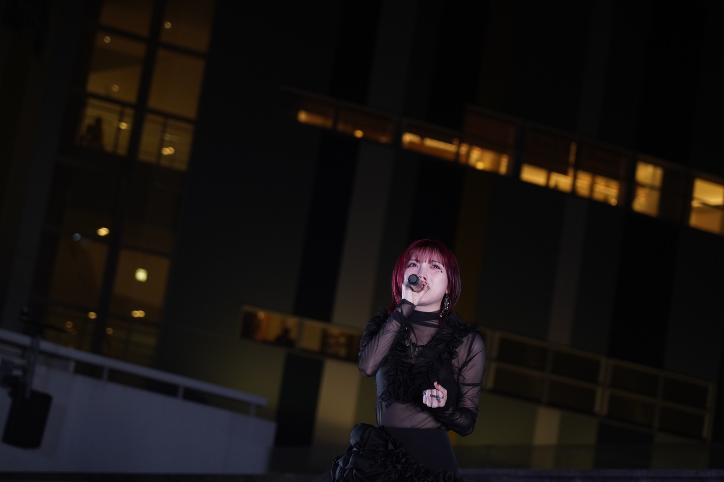 岡田奈々（提供：エイベックス）