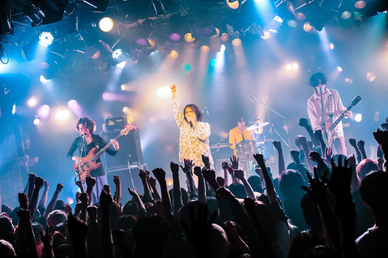 挫・人間「バンドやろうぜ東名阪～ゾクゾク▽（続々）メン募ツアー～」東京・渋谷CLUB QUATTRO公演の様子。（撮影：百恵）
