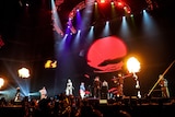 SugLawd Familiar、CHICO CARLITOを迎えた「LONGINESS REMIX」の様子。(Photo by Uran)