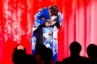 「LAWSON presents 雨宮天ディナーショー 2023」の様子。（撮影：江藤はんな［SHERPA+］）