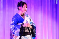 雨宮天、和装で臨んだ初ディナーショー　新曲からカバー曲まで披露「青き民との時間は宝物」