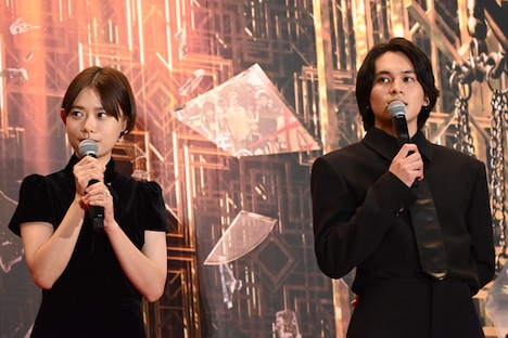 永瀬廉にナチュラルになりきって杉咲花の隣で話す北村匠海。