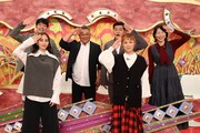 「ウワサのお客さま」スタジオ収録の出演者たち。(c)フジテレビ