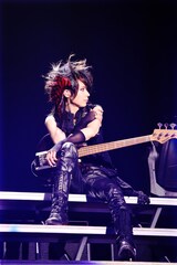 heathの仲間たちが集うライブにPATA緊急参加、配信チケット購入可