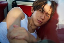 NAOTOの1st写真集より。