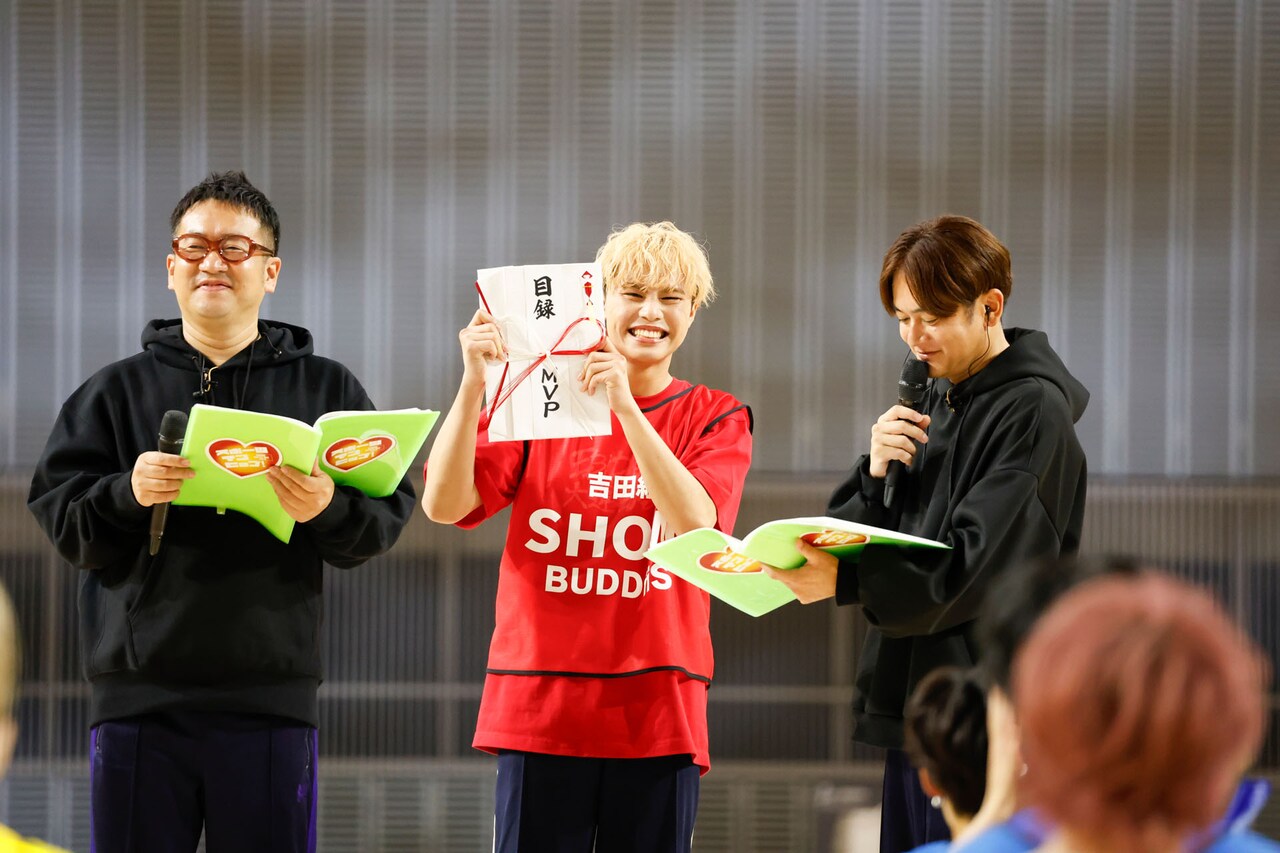 優勝を勝ち取った吉田組リーダー・吉田仁人（M!LK）。 [画像ギャラリー