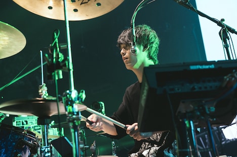 KOUHEI(Dr, Cho)(撮影:ヤオタケシ)