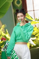 ロッテ「イタガム」新CMの撮影風景。