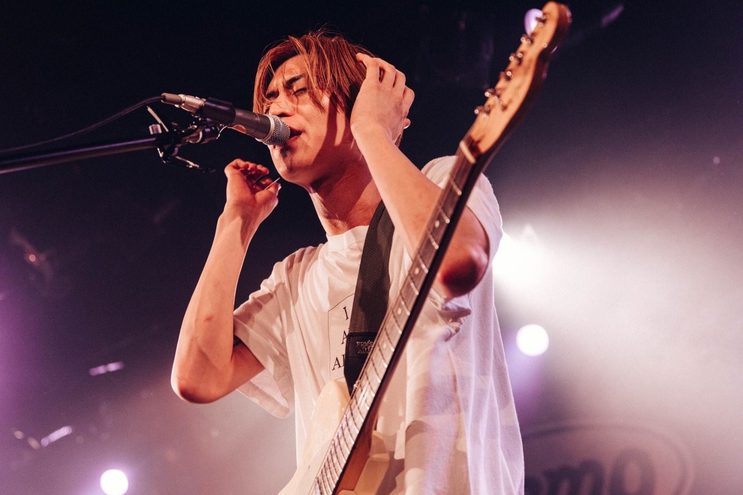 岡本優星（Vo, G）（photo by toya, 山川哲矢）