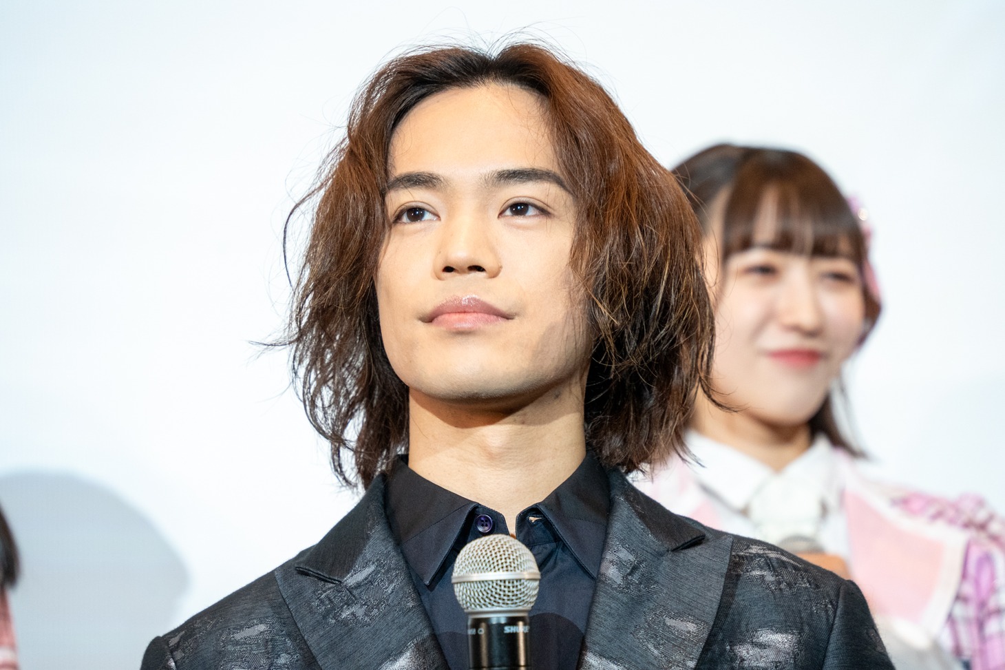 小野賢章