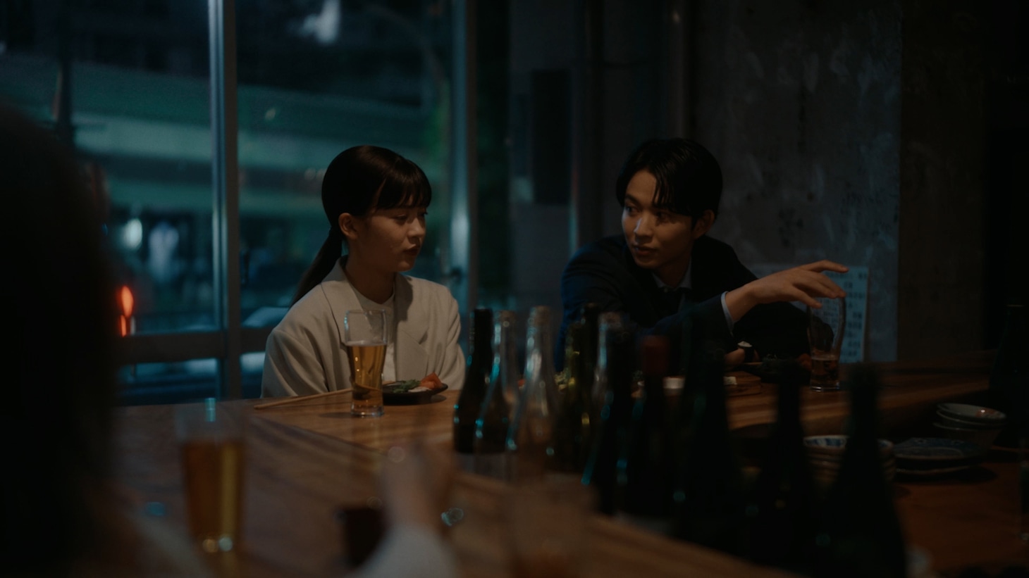 三菱地所レジデンス「ザ・パークハウス」の新Webムービー「近くて遠いこの部屋で」編より。