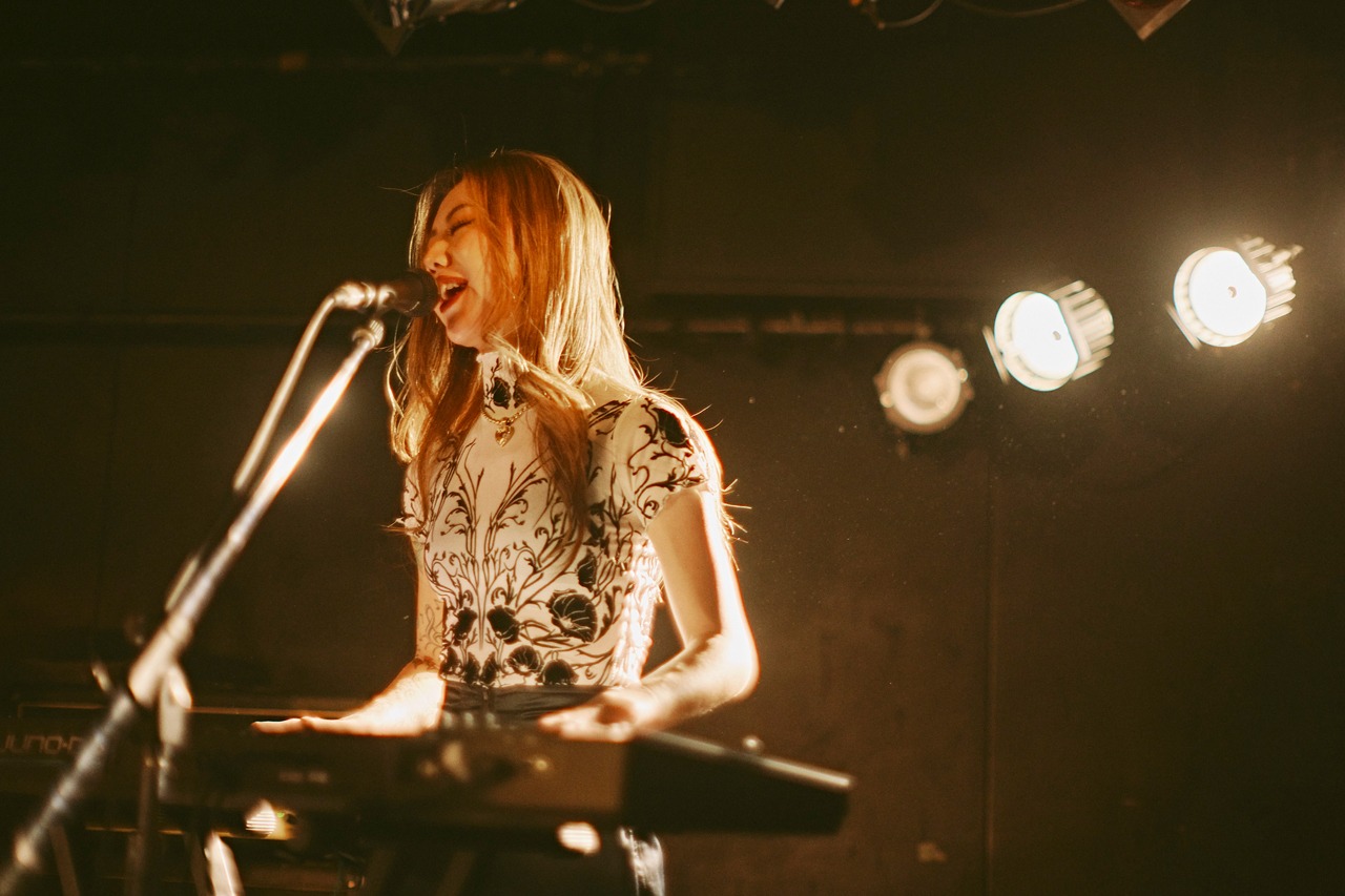 SUZUKA（Key）（撮影：稲垣謙一）