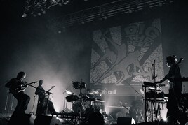 Kroi、対バンツアー「Dig the Deep」東京公演より最新曲「Hyper」ライブ映像公開