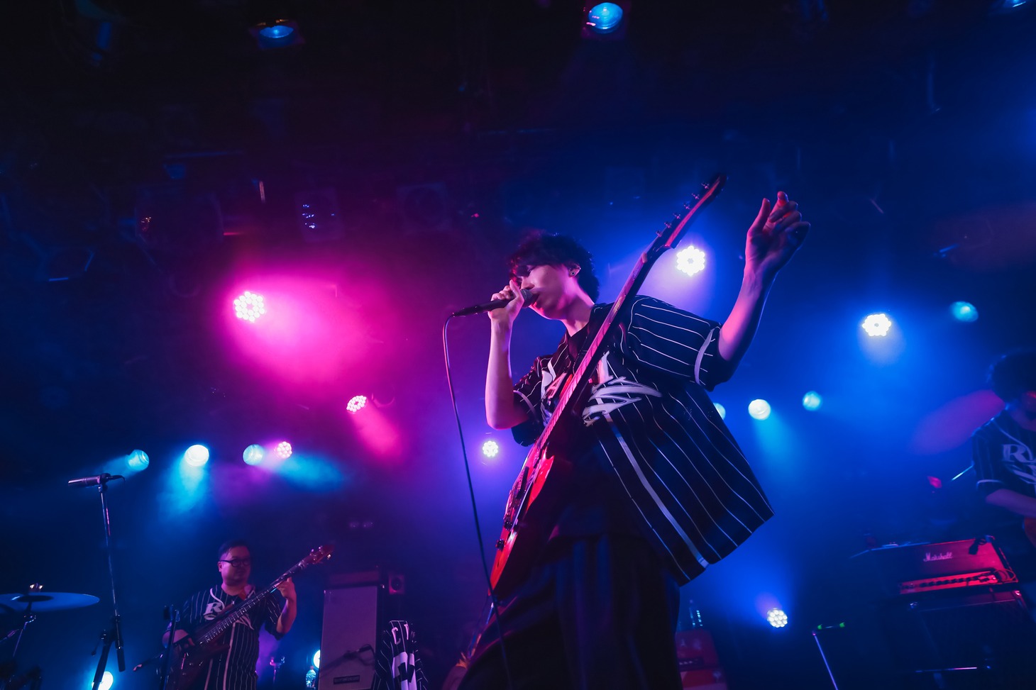 晩餐（川谷絵音）（Photo by Ayumi Saruya）