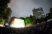 満席となった日比谷公園大音楽堂（日比谷野音）。（Photo by Yukitaka Amemiya）