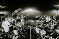 ONE OK ROCKとMY FIRST STORYのコラボパフォーマンスの様子。（Photo by SHOTARO）