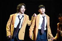 大東立樹と西田至。