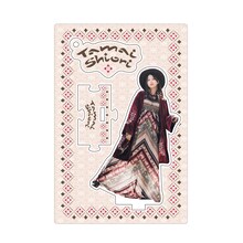 玉井詩織「ベルベットの森」グッズのアクリルスタンド。