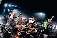 MY FIRST STORYのパフォーマンスの様子。（Photo by Taka"nekoze photo"）