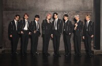 OCTPATH。右から4番目が西島蓮汰。