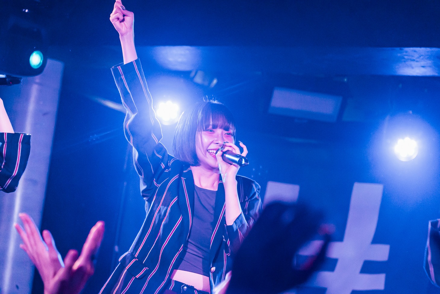 now（ExWHYZ）