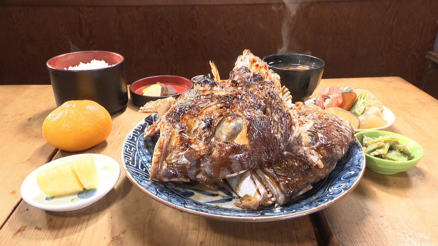 おまかせ定食（鯛の山椒焼き）