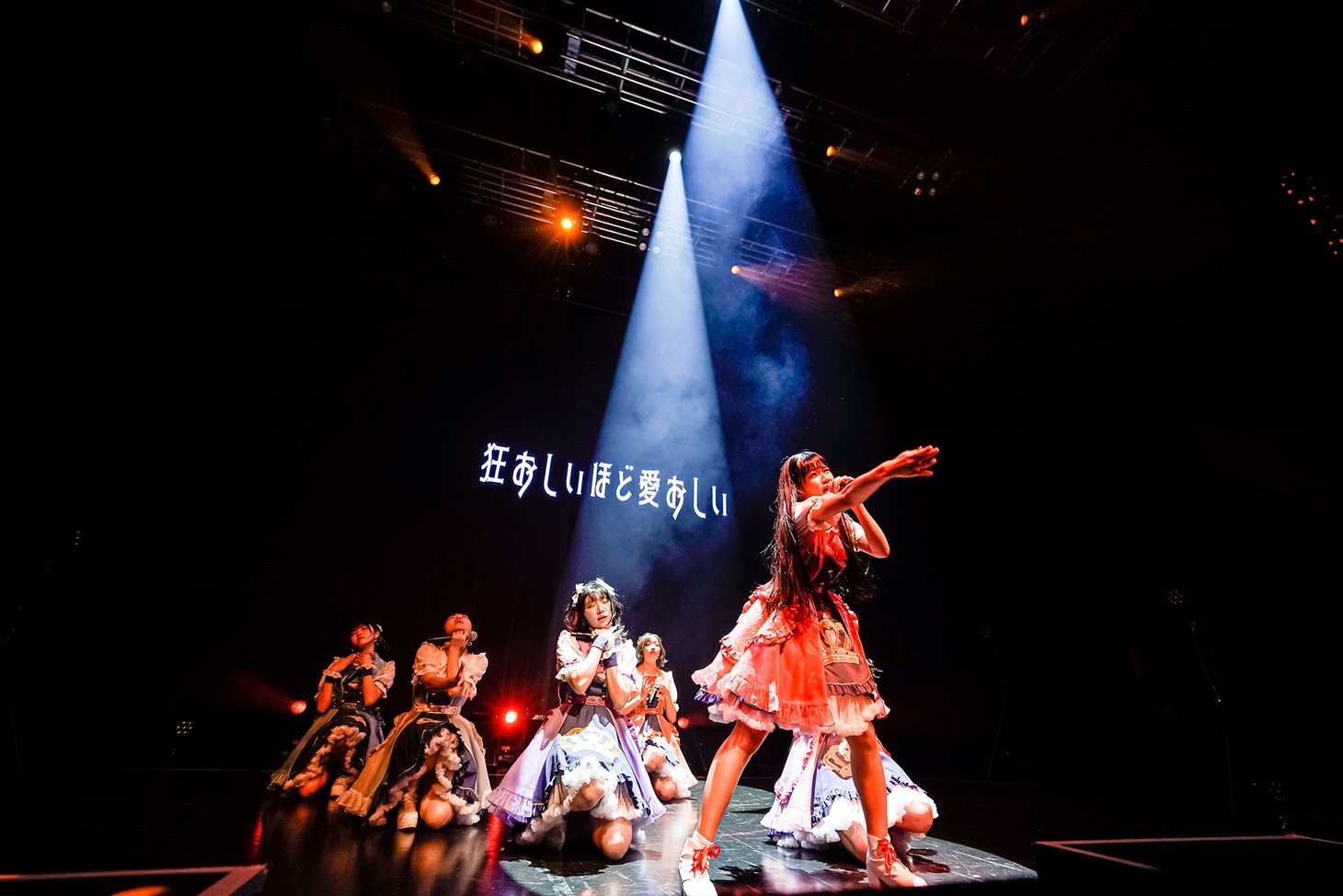 「iSPY 2nd Anniversary LIVE～ 君が見た泡沫 ～」の様子。（撮影：佐藤広理）