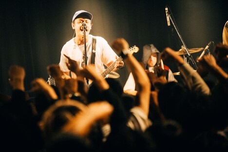 横山優也（Vo, G / KOTORI）（Photo by Kana Tarumi）