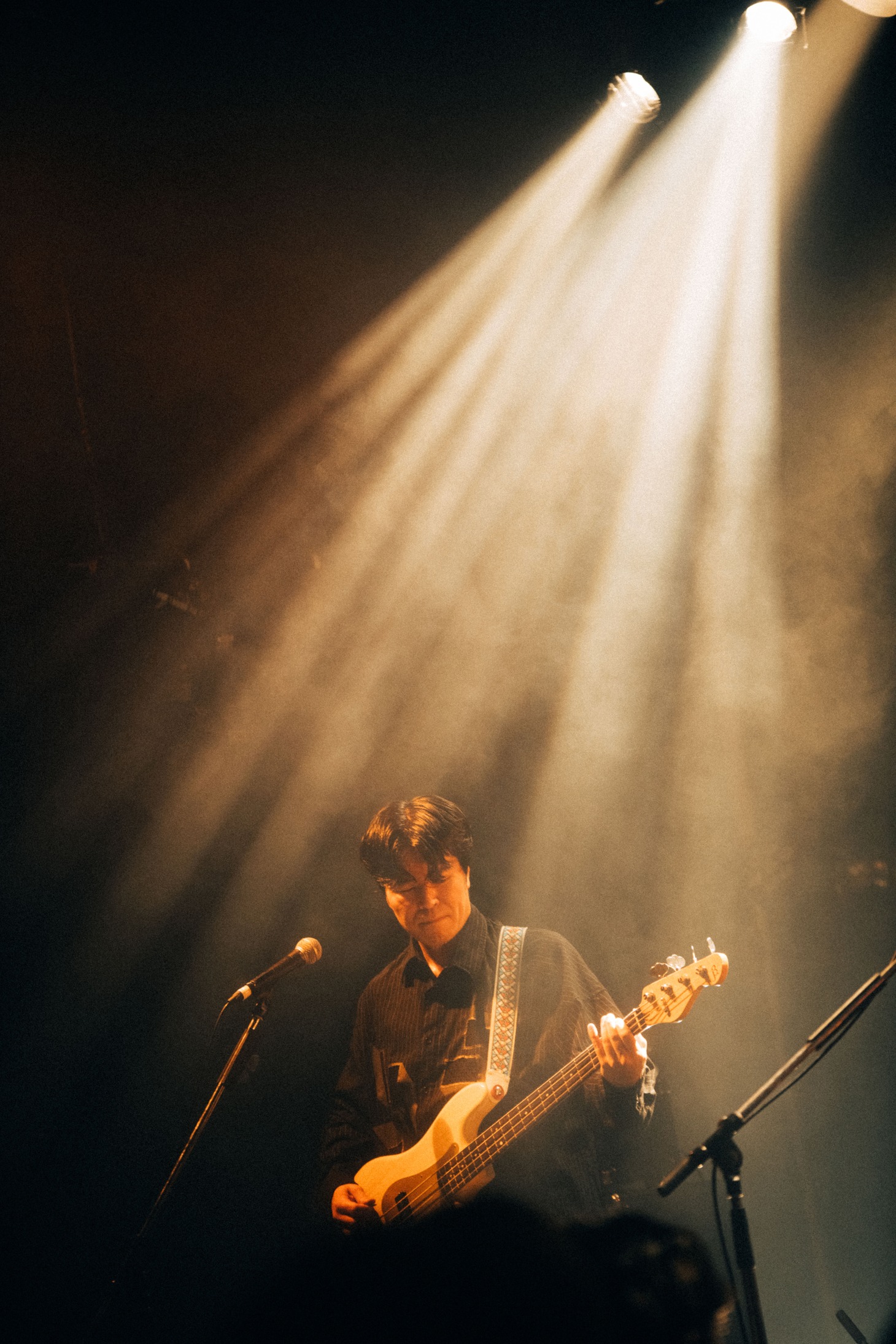 森夏彦（B / THE 2）（Photo by Kana Tarumi）