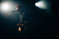 古舘佑太郎（Vo, G / THE 2）（Photo by Kana Tarumi）