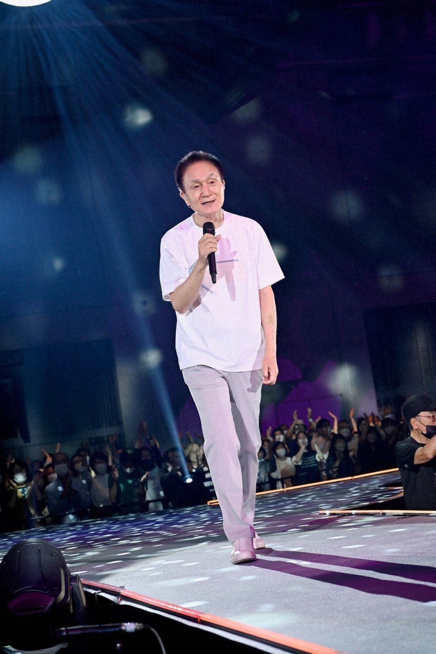 人気画像7位は「小田和正の75歳アリーナツアーにNHKが密着」より、小田和正。（写真提供：NHK）