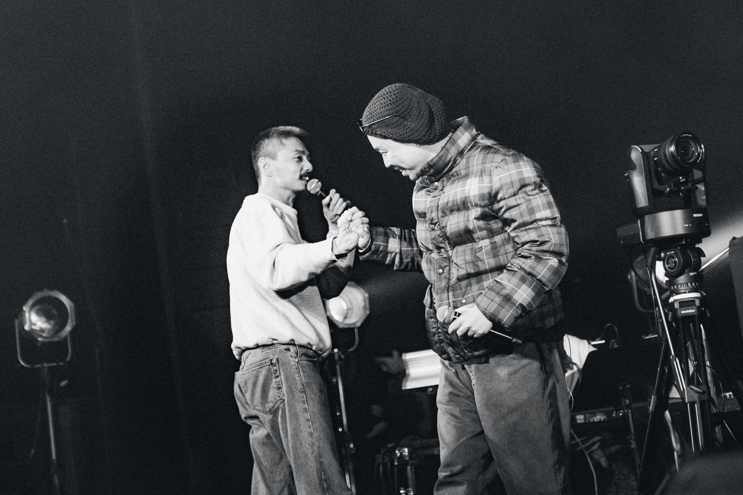 鎮座DOPENESSとCampanella。（Photo by Daiki Miura）