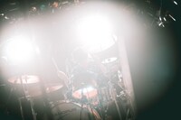 久野洋平（Dr / cinema staff）（撮影：ニイミココロ）