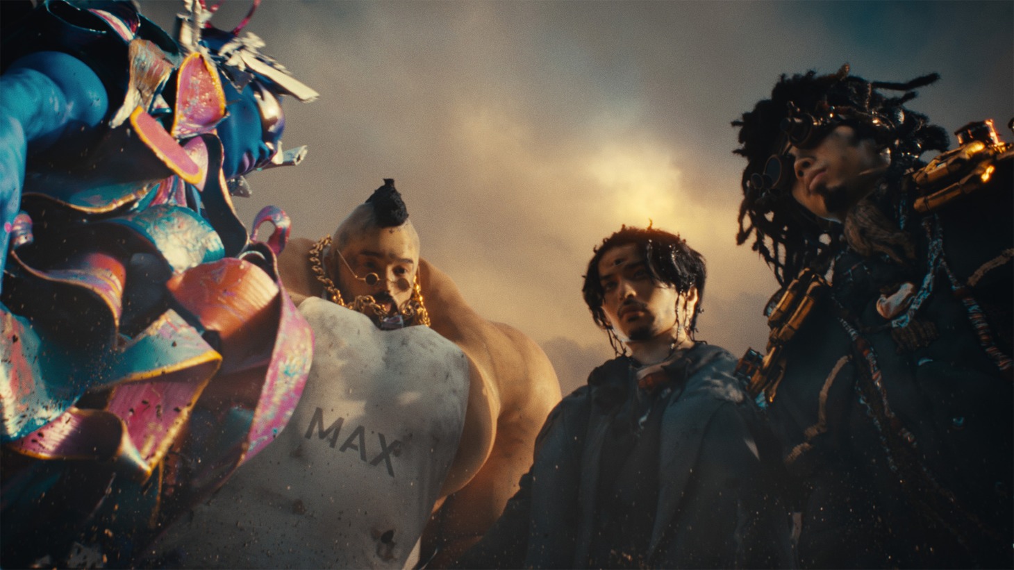 「PlayStation × King Gnu｜Play Has No Limits “限界突破”CM」より。