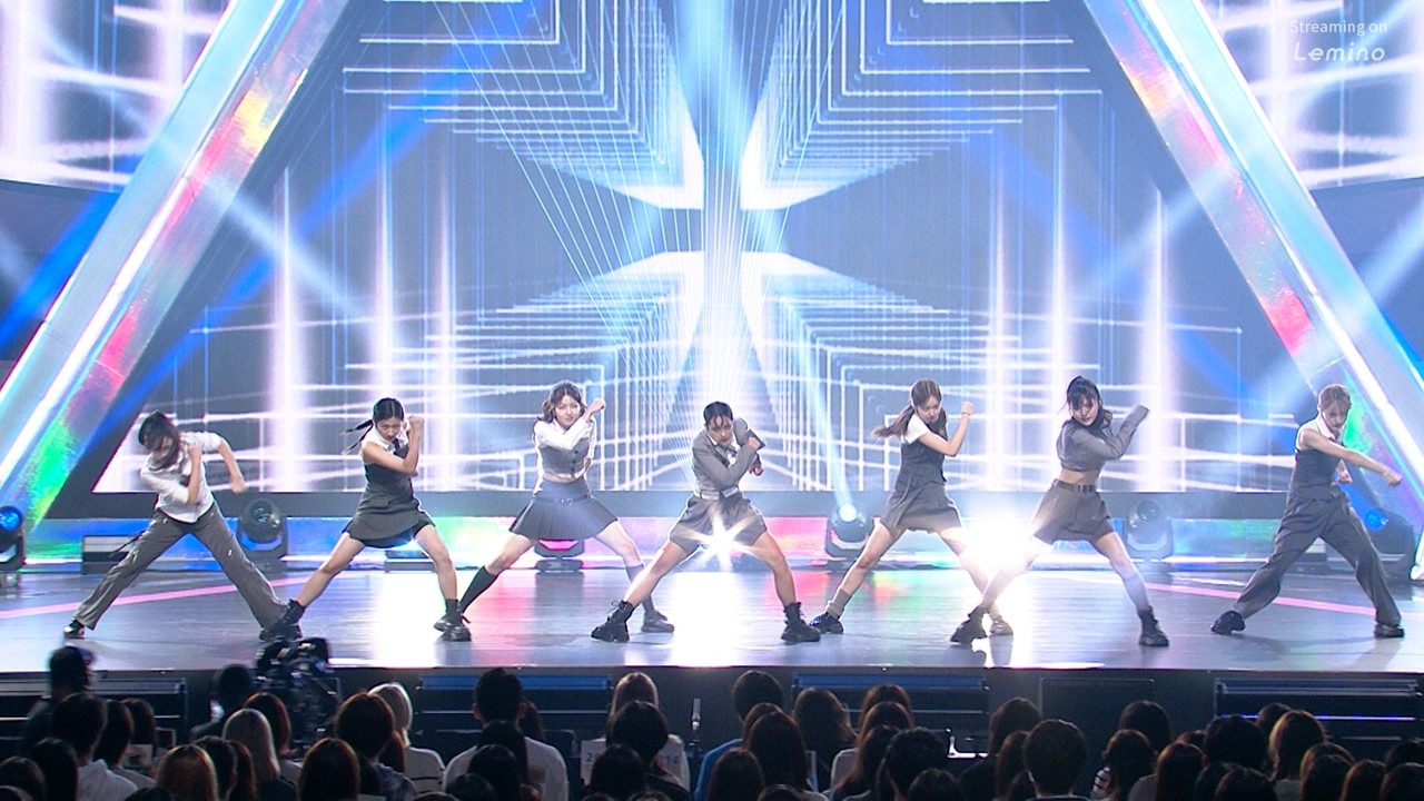 PROWDMON, LAS「RUN RUN」チーム (c)PRODUCE 101 JAPAN THE GIRLS