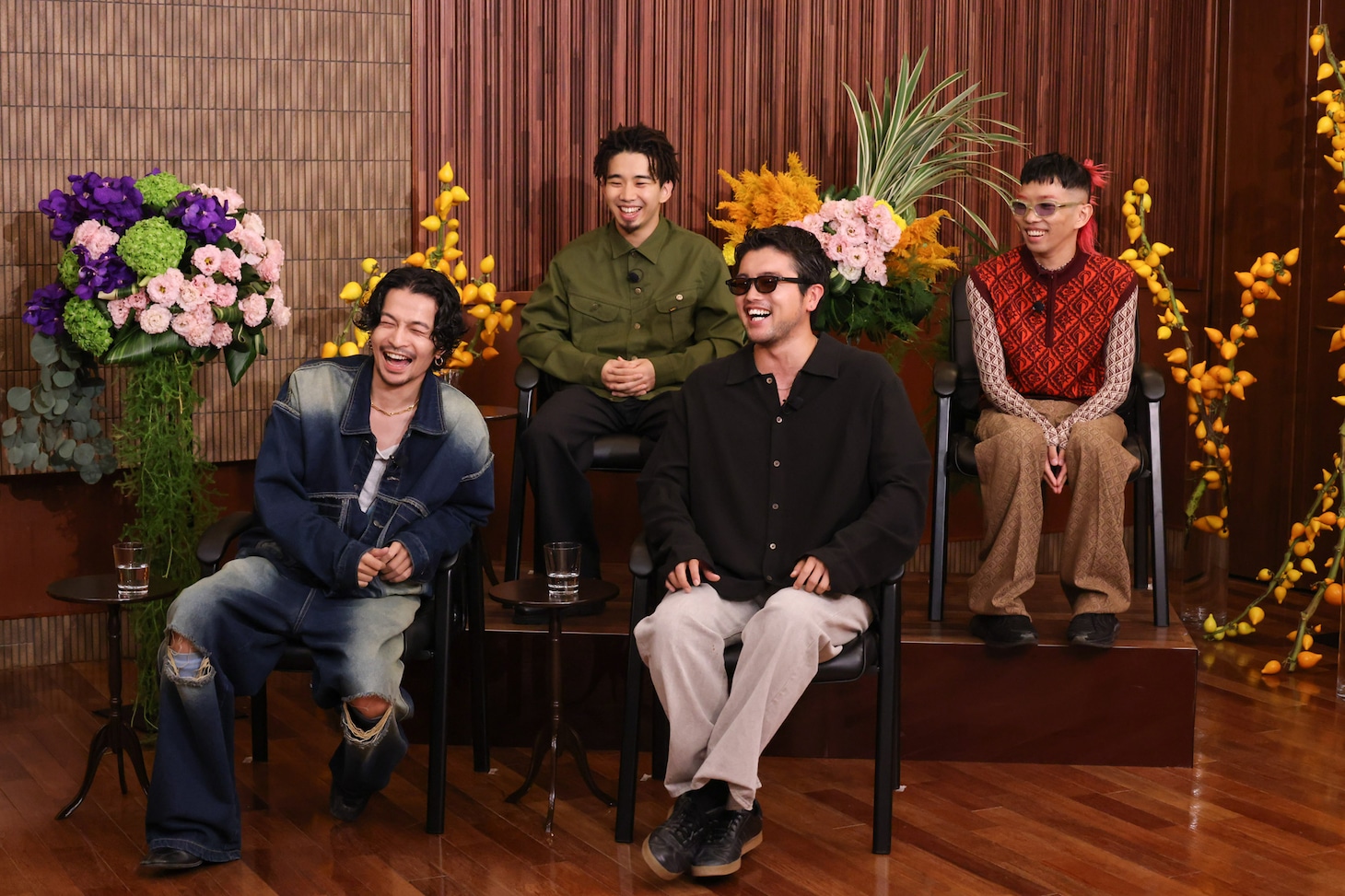 人気画像9位は「King Gnu全員でバラエティ初出演、井口は常田に『せめてハゲてくれ』と思っていた」より、King Gnu。 (c)MBS
