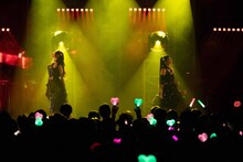 「ClariS AUTUMN LIVE 2023 ～Arcanum～」の様子。（提供：SACRA MUSIC）