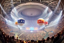 「2023 JO1 2ND ARENA LIVE TOUR 'BEYOND THE DARK:RISE in KYOCERA DOME OSAKA'」の様子。 (c)LAPONE Entertainment
