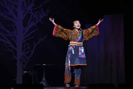 百田夏菜子（撮影：コサカイカツミ）