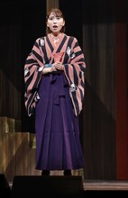 玉井詩織（撮影：コサカイカツミ）